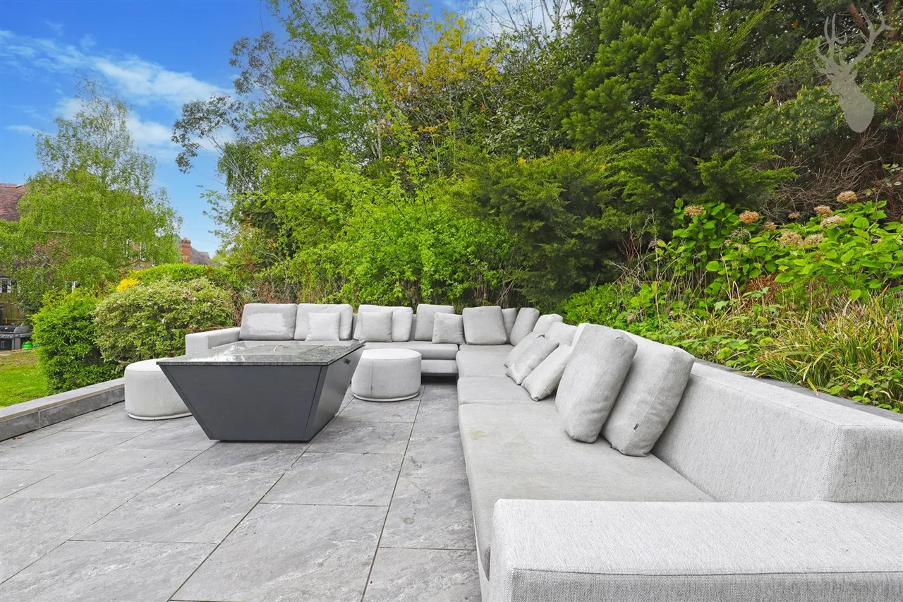 Treetops View, Loughton, IG10, photo 33