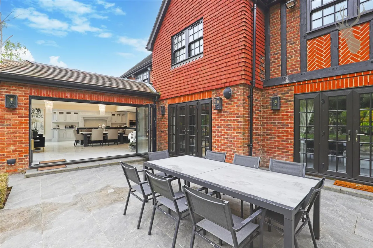 Treetops View, Loughton, IG10, photo 8