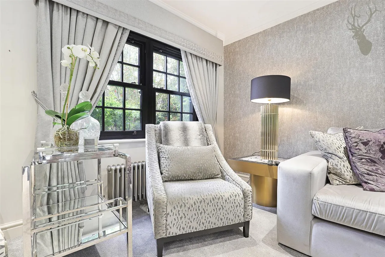 Treetops View, Loughton, IG10, photo 28