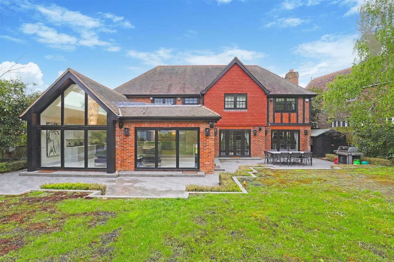 Treetops View, Loughton, IG10, photo 34
