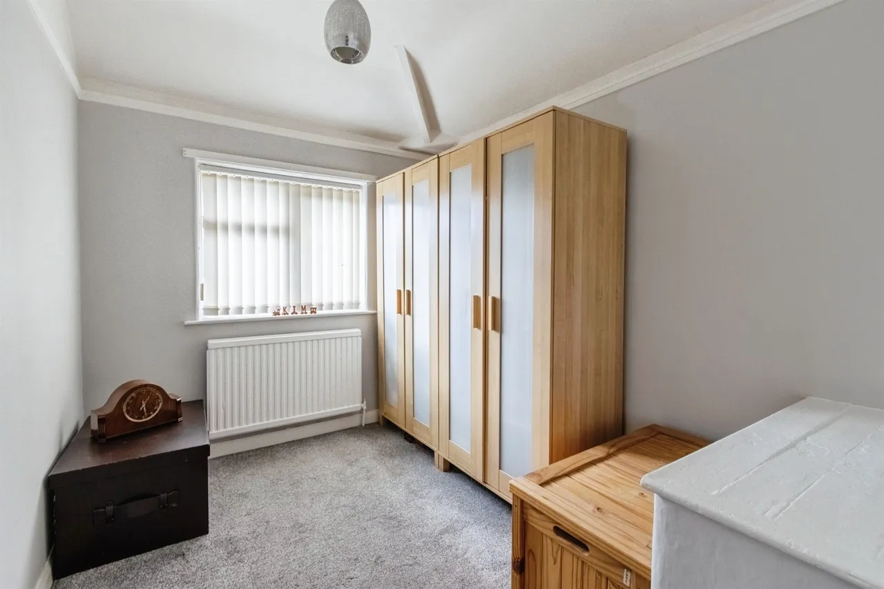 Neville Avenue, Leeds, photo 11