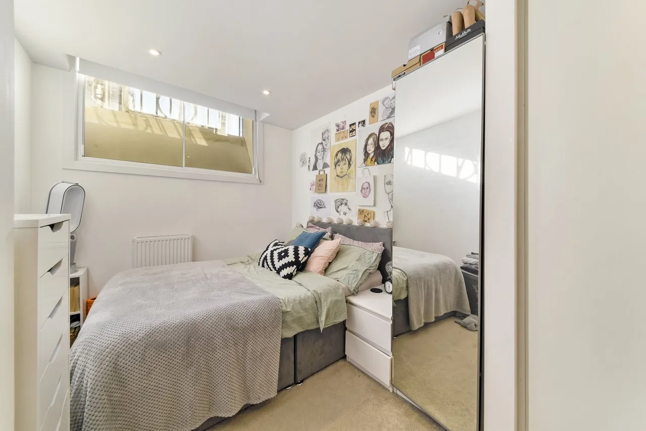 Trent Court, Royal Quay, Dod Street, Limehouse, London, E14, photo 5