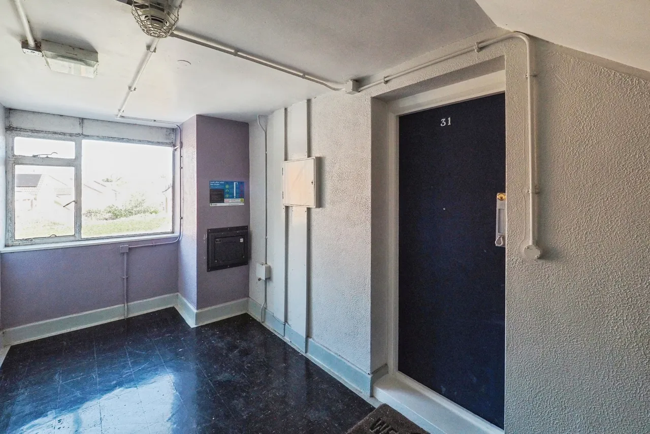 Capitol Court, Wollaton, Nottingham, NG8, photo 13