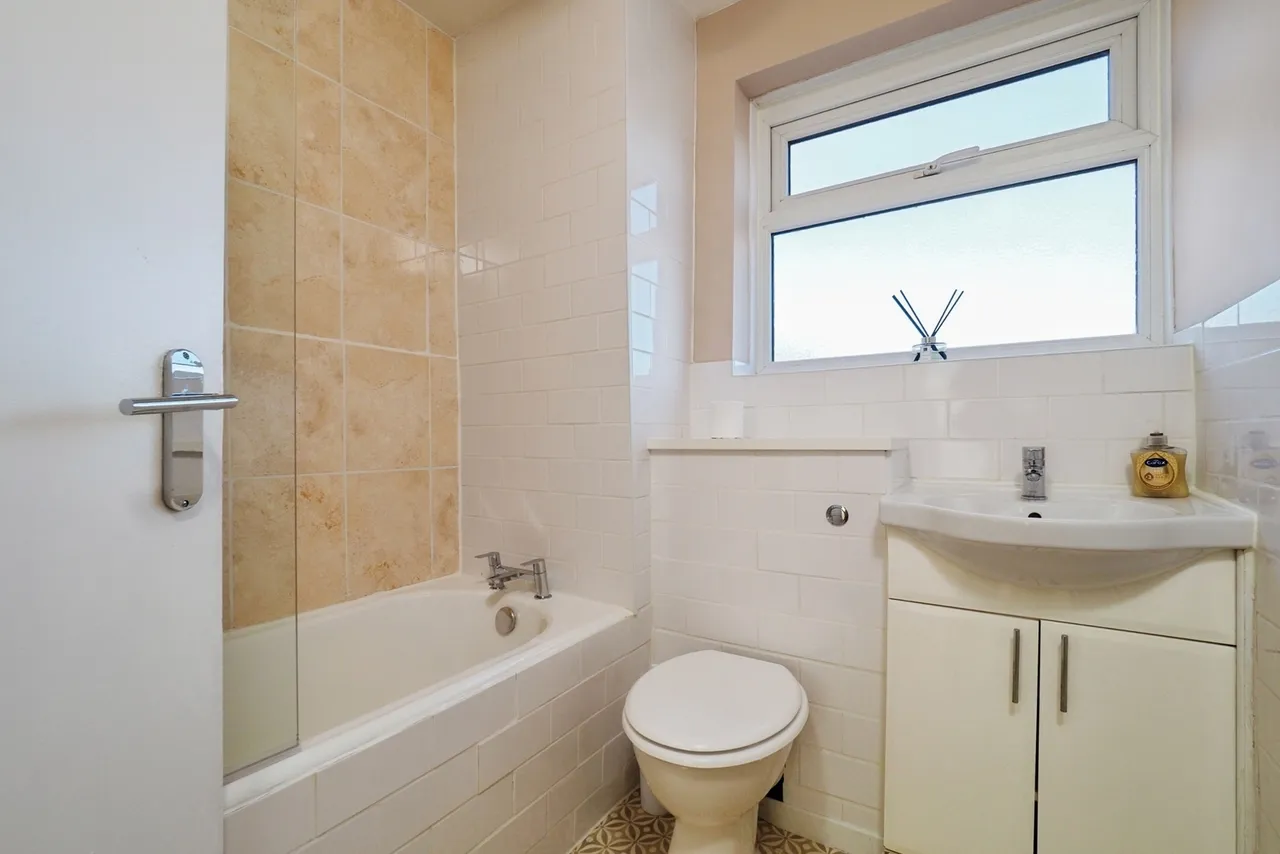 Capitol Court, Wollaton, Nottingham, NG8, photo 2