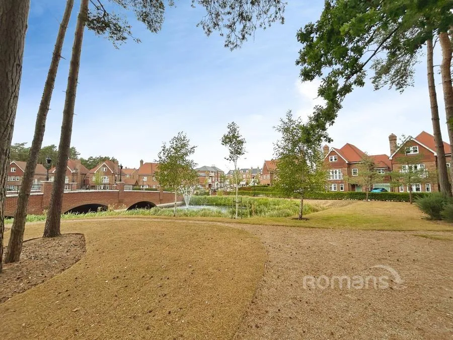 Red Cedar Avenue, Fleet, GU51, photo 17