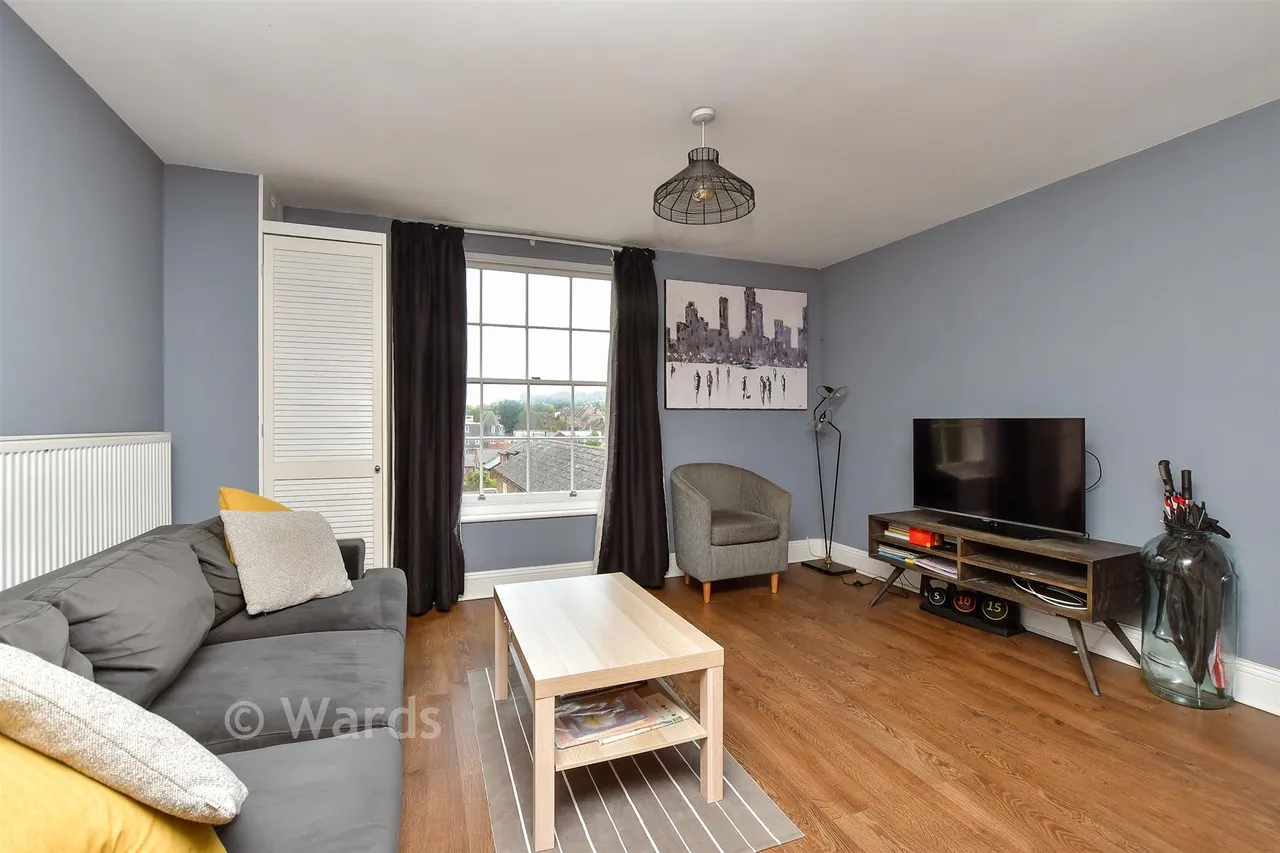 Maidstone Road, Rochester, ME1, photo 4
