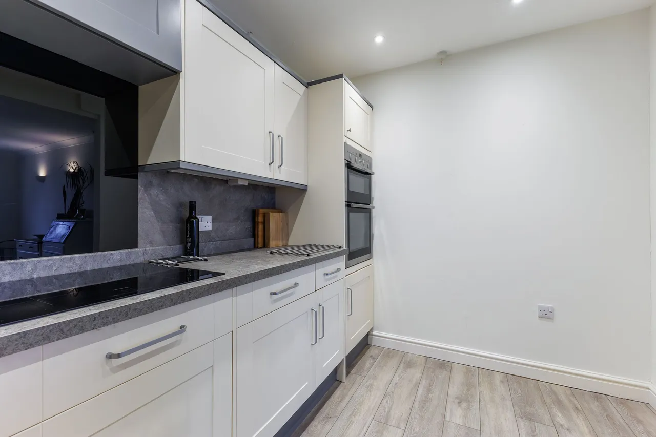 Binswood Avenue Leamington Spa,CV32, photo 14
