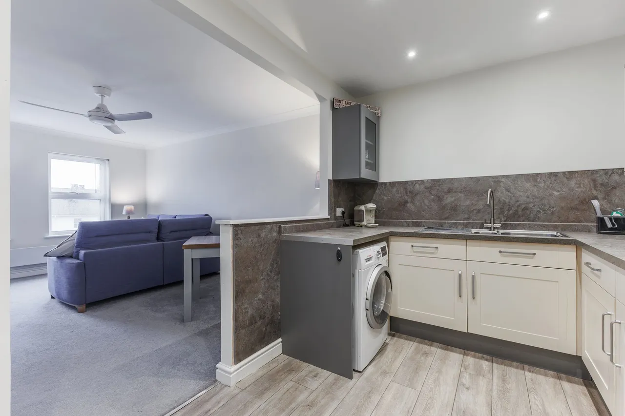 Binswood Avenue Leamington Spa,CV32, photo 15
