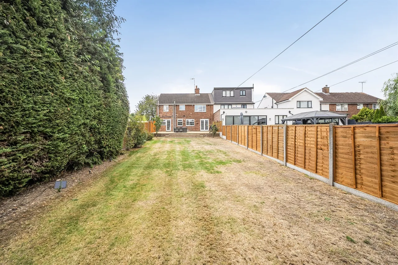 Caledon Road, London Colney, St. Albans, photo 4