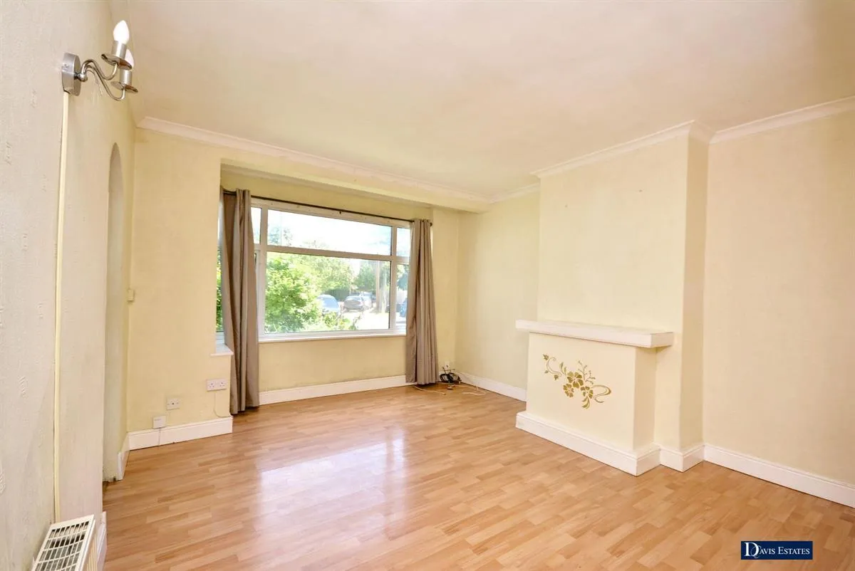 Michael Gardens, Ardleigh Green, Hornchurch, RM11, photo 2