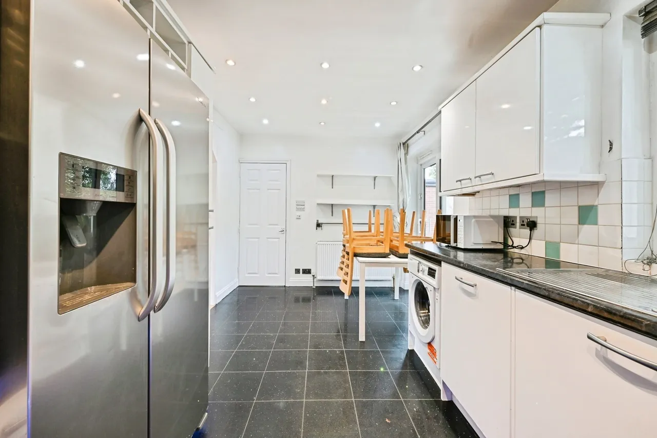 Orston Drive, Wollaton, NG8, photo 5