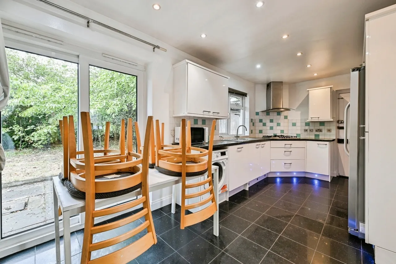 Orston Drive, Wollaton, NG8, photo 4