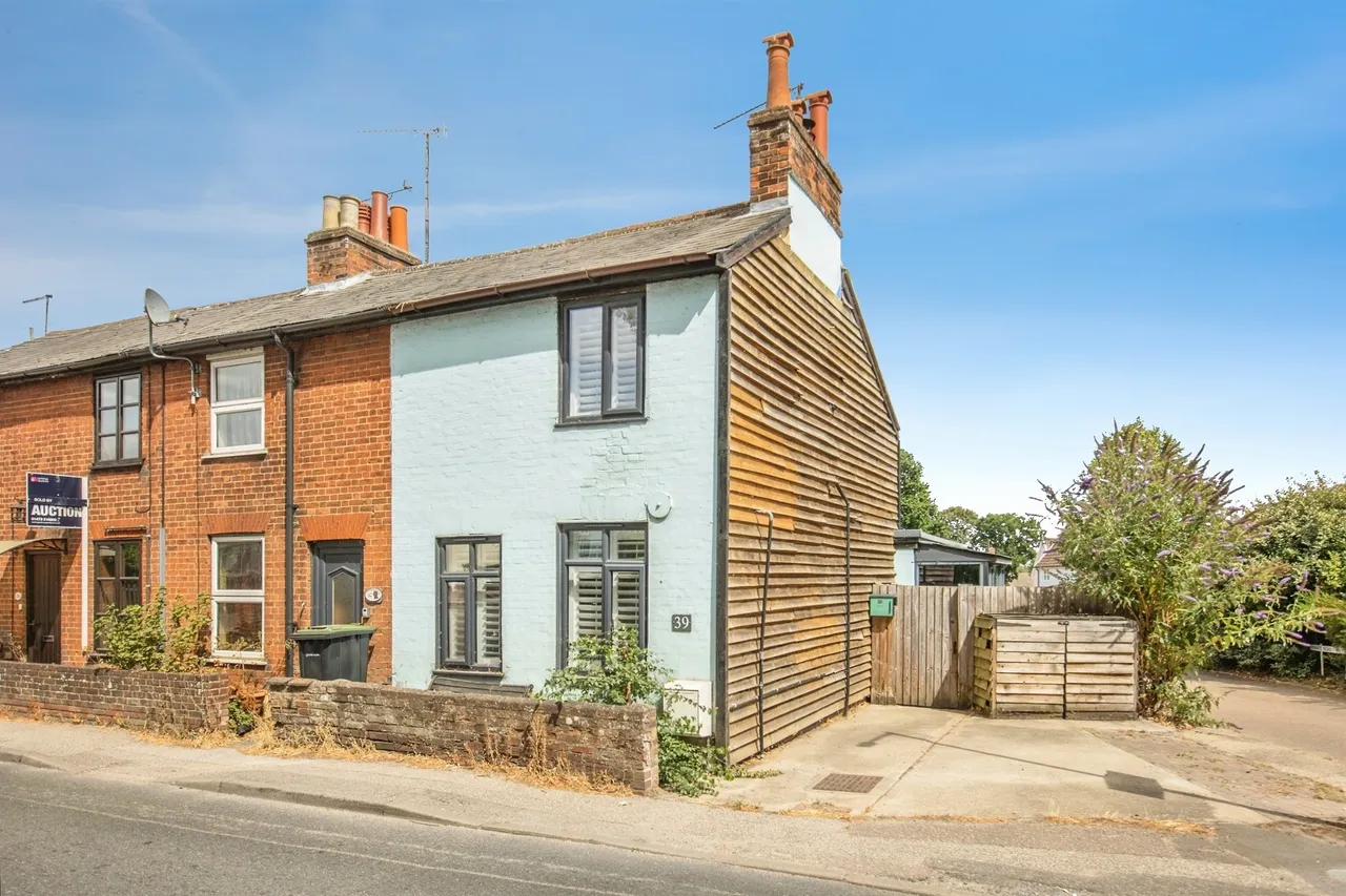 3 bed house for sale — High Street, Sproughton, Ipswich
