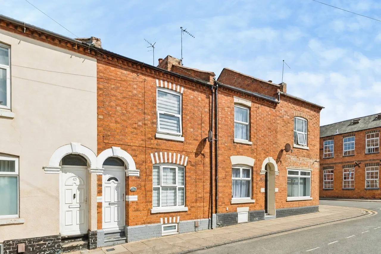 2 bed house for sale — Robert Street, Northampton, Northamptonshire, NN1
