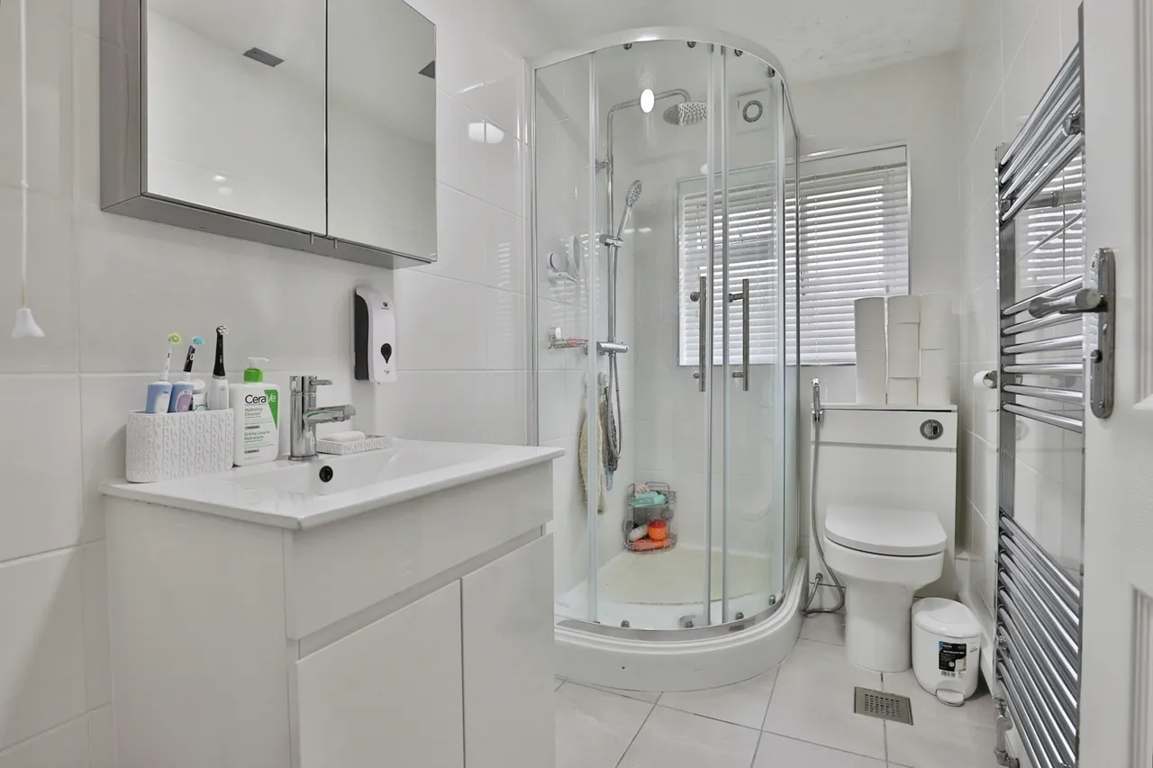 Moore Avenue, West Howe, BH11, photo 14