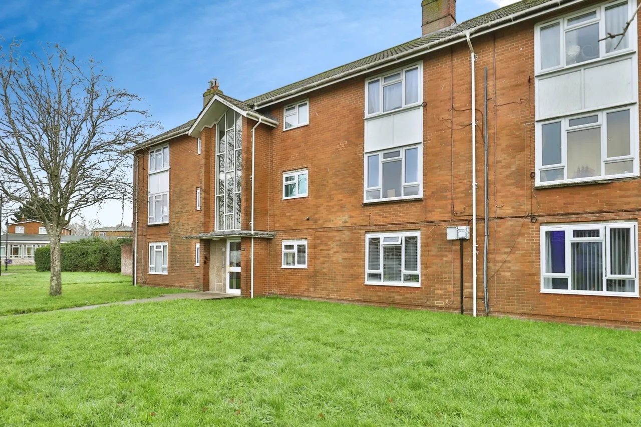 2 bed flat for sale, Moore Avenue, West Howe, BH11