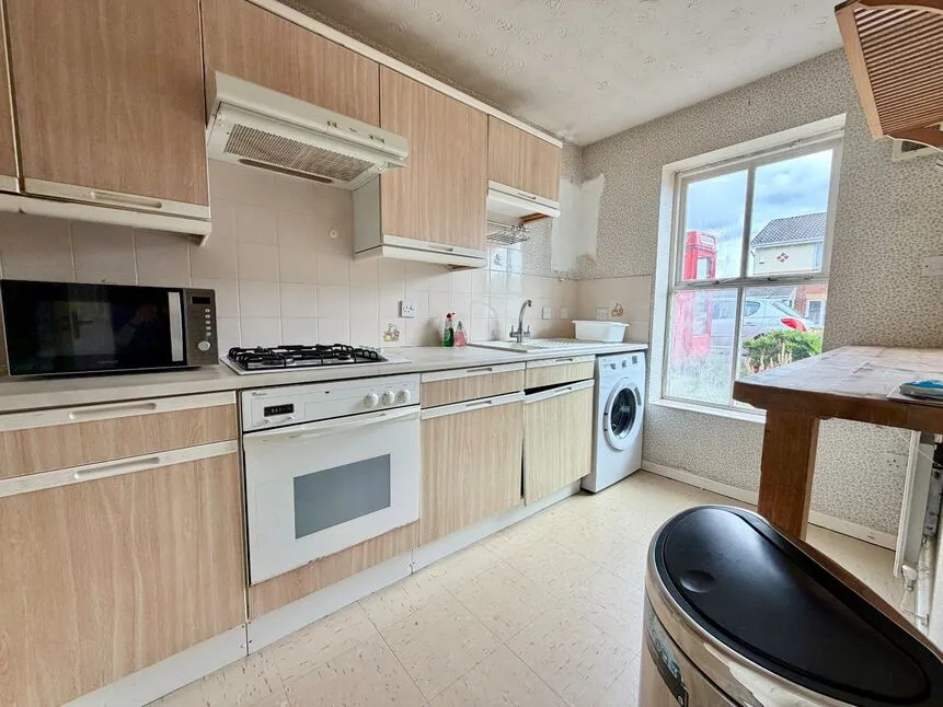 Larkspur Drive, Evesham, Worcestershire, WR11, photo 4