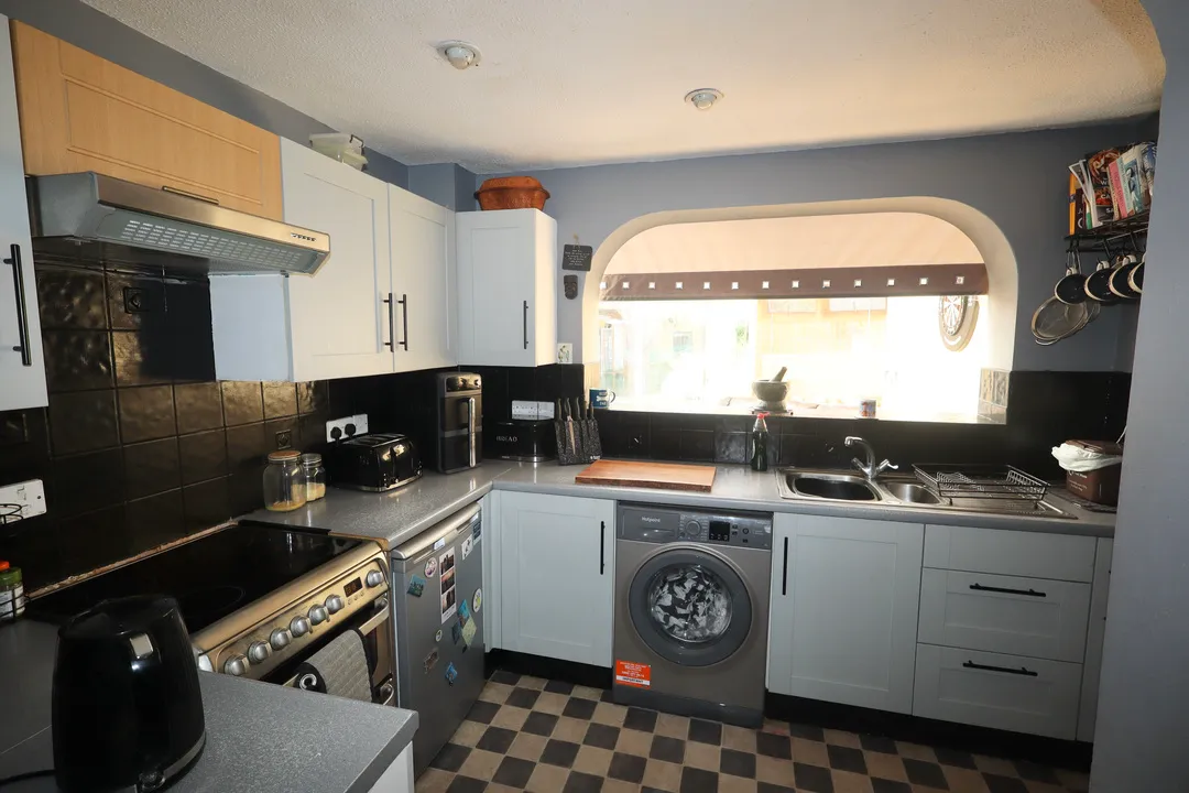 St. Cuthbert Avenue, Wells, photo 12