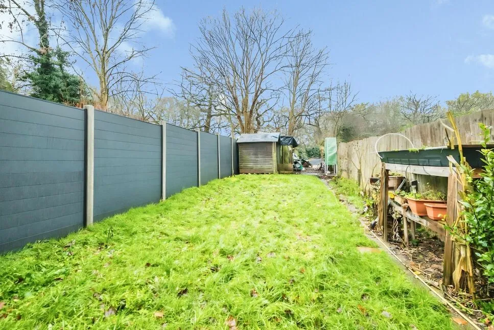 Longhill Road, London, SE6, photo 11