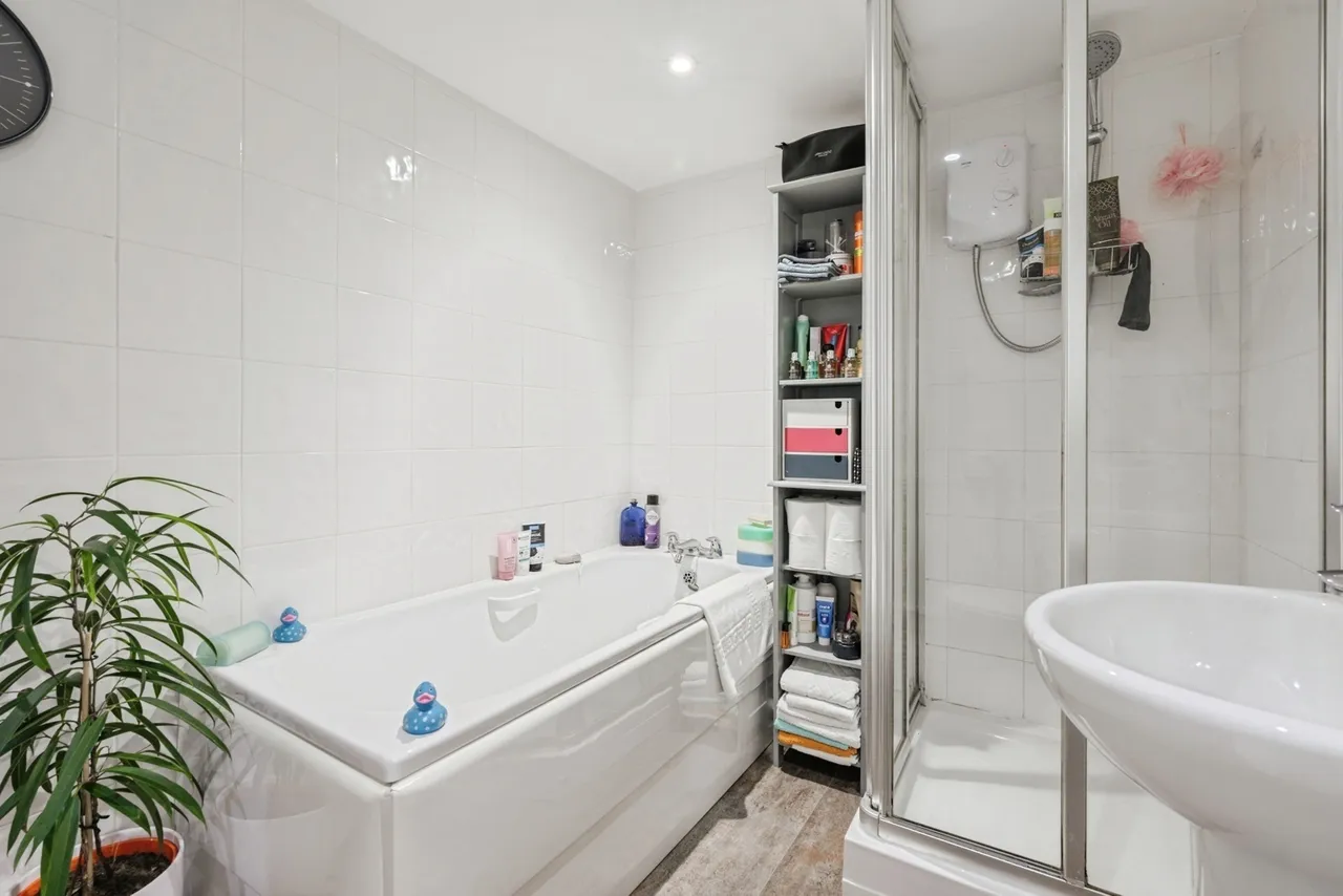 Sidmouth Cottages, Plymouth, PL4, photo 12