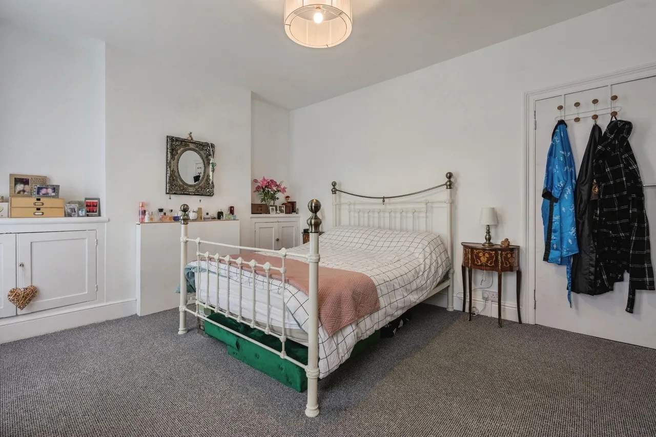 Sidmouth Cottages, Plymouth, PL4, photo 11