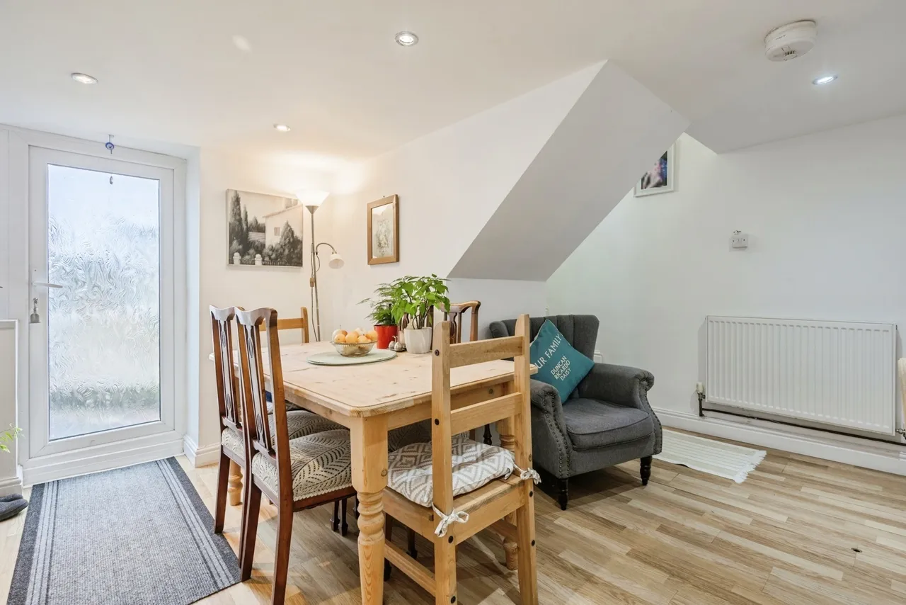 Sidmouth Cottages, Plymouth, PL4, photo 10