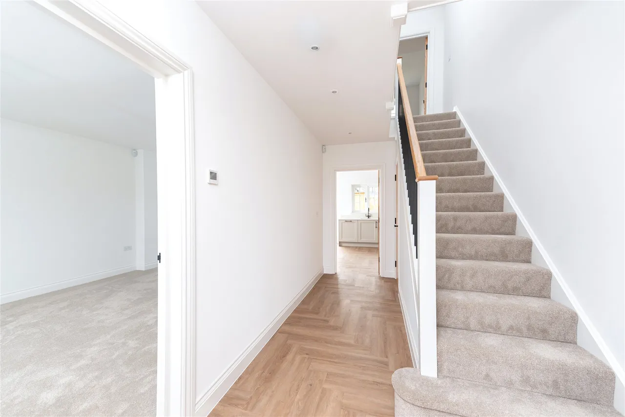 Hedgerow Gardens, Thornborough, MK18, photo 5