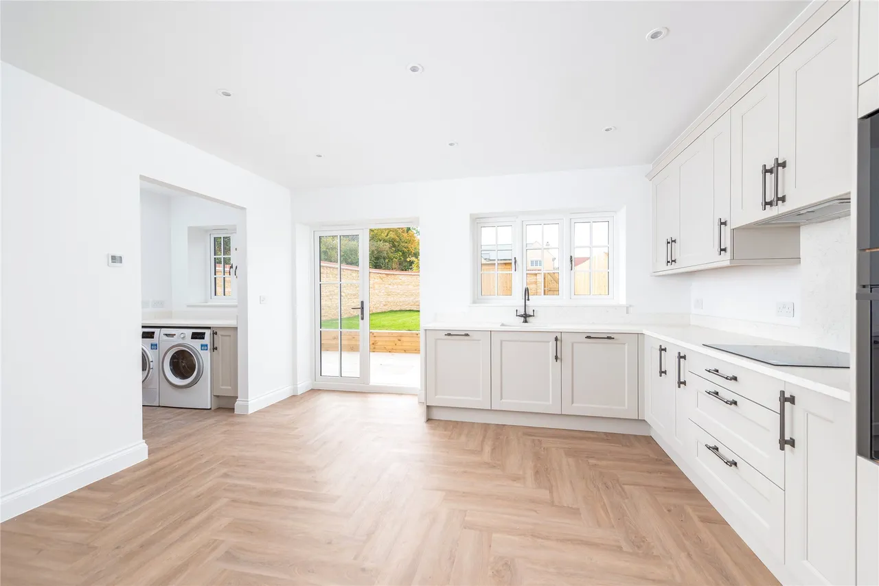 Hedgerow Gardens, Thornborough, MK18, photo 9