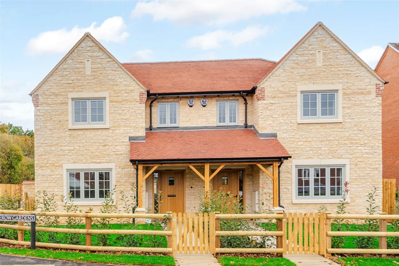 Hedgerow Gardens, Thornborough, MK18, photo 27