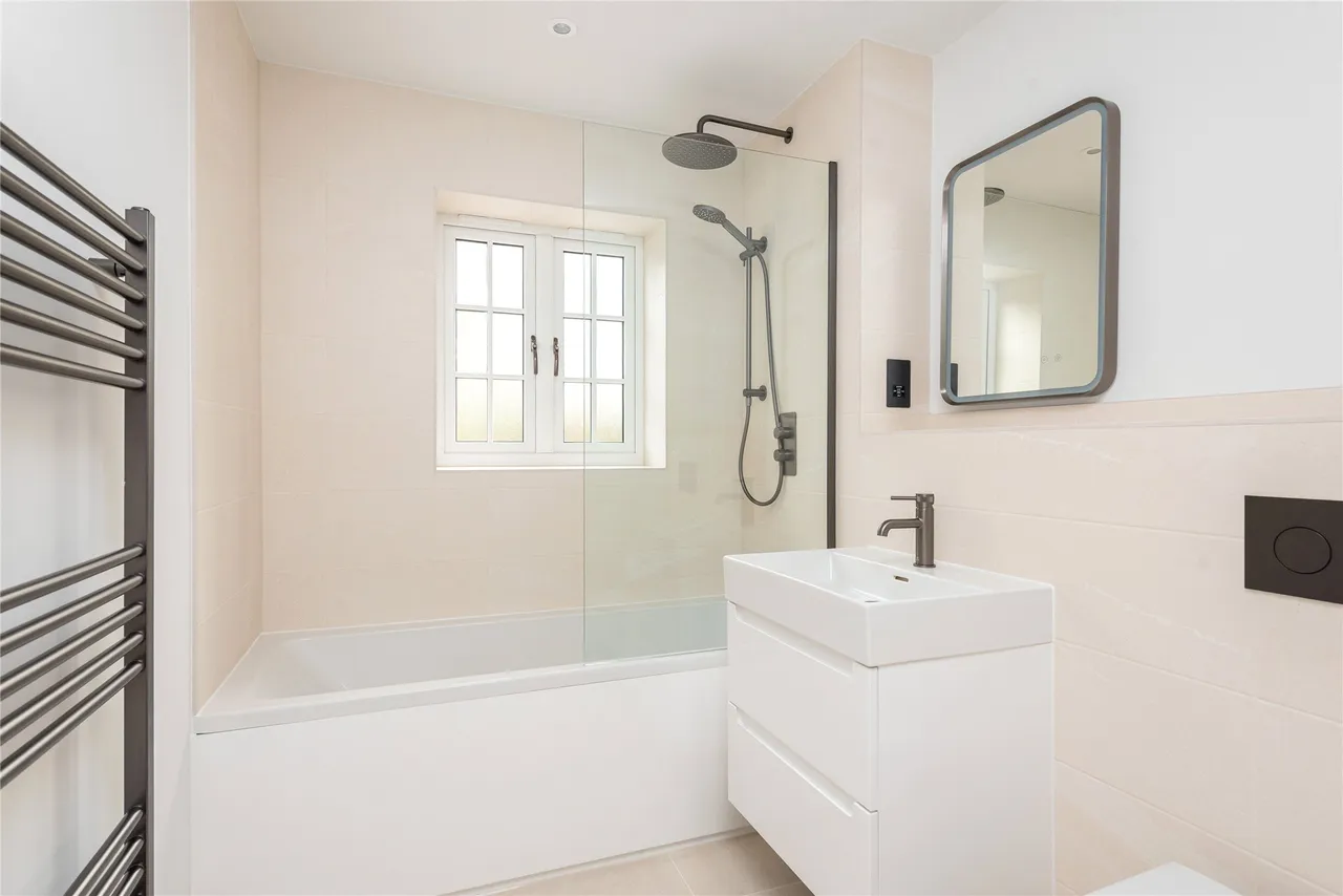 Hedgerow Gardens, Thornborough, MK18, photo 4