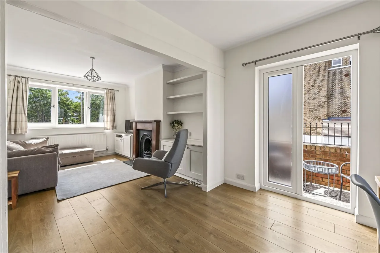 Greville Close, St Margarets, TW1, photo 3