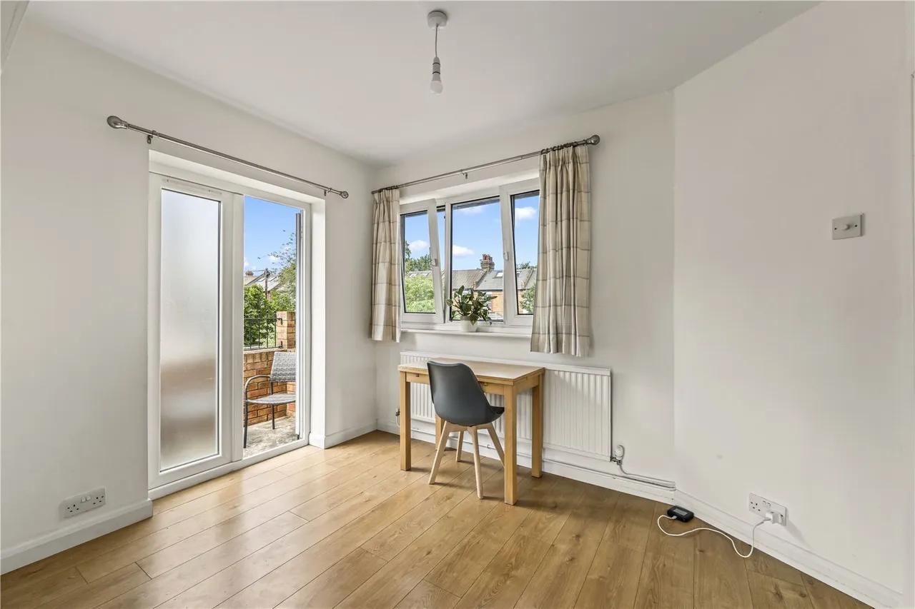 Greville Close, St Margarets, TW1, photo 5