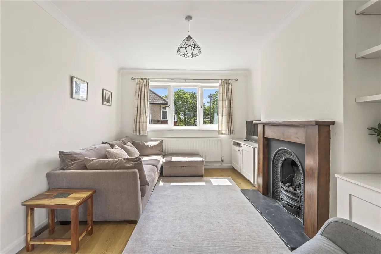 Greville Close, St Margarets, TW1, photo 4