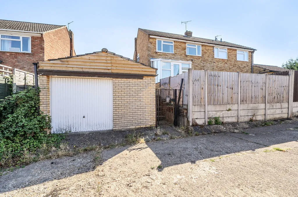 The Kent, Hillmorton, Rugby, CV21 4NQ, photo 2
