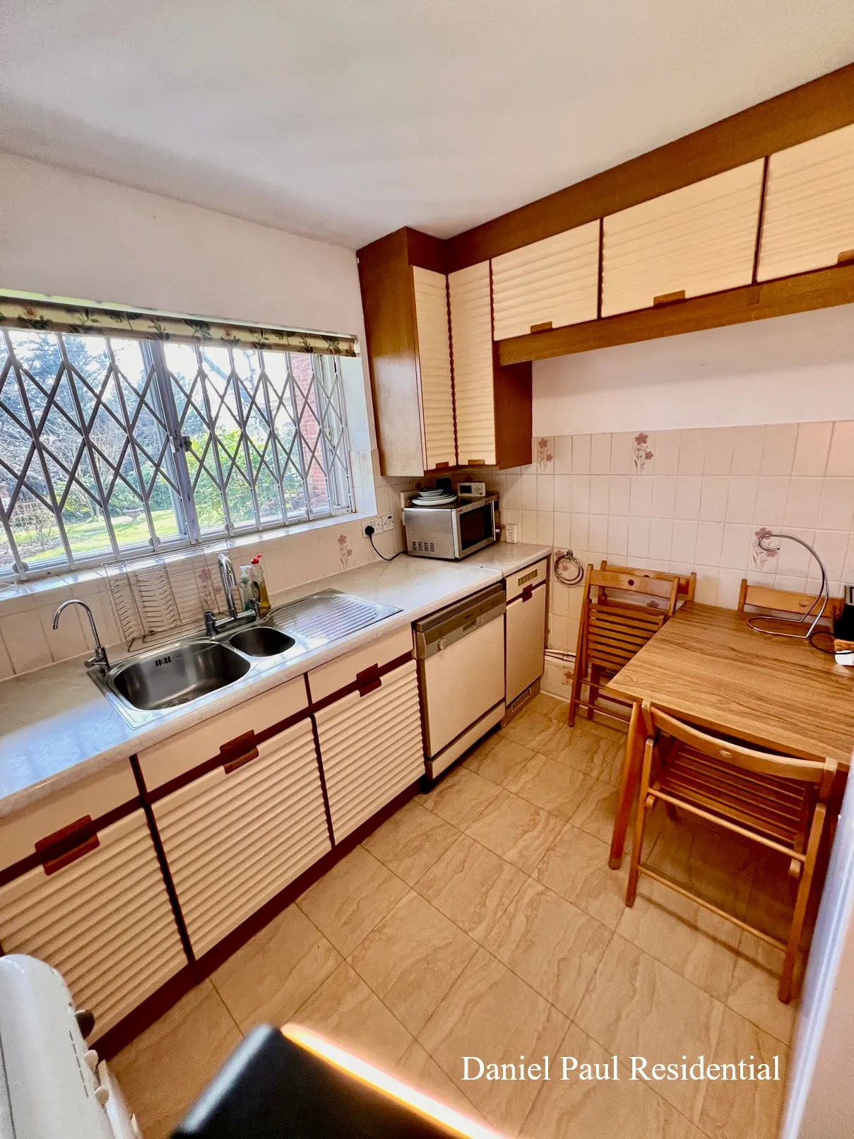 Park View Road, photo 14