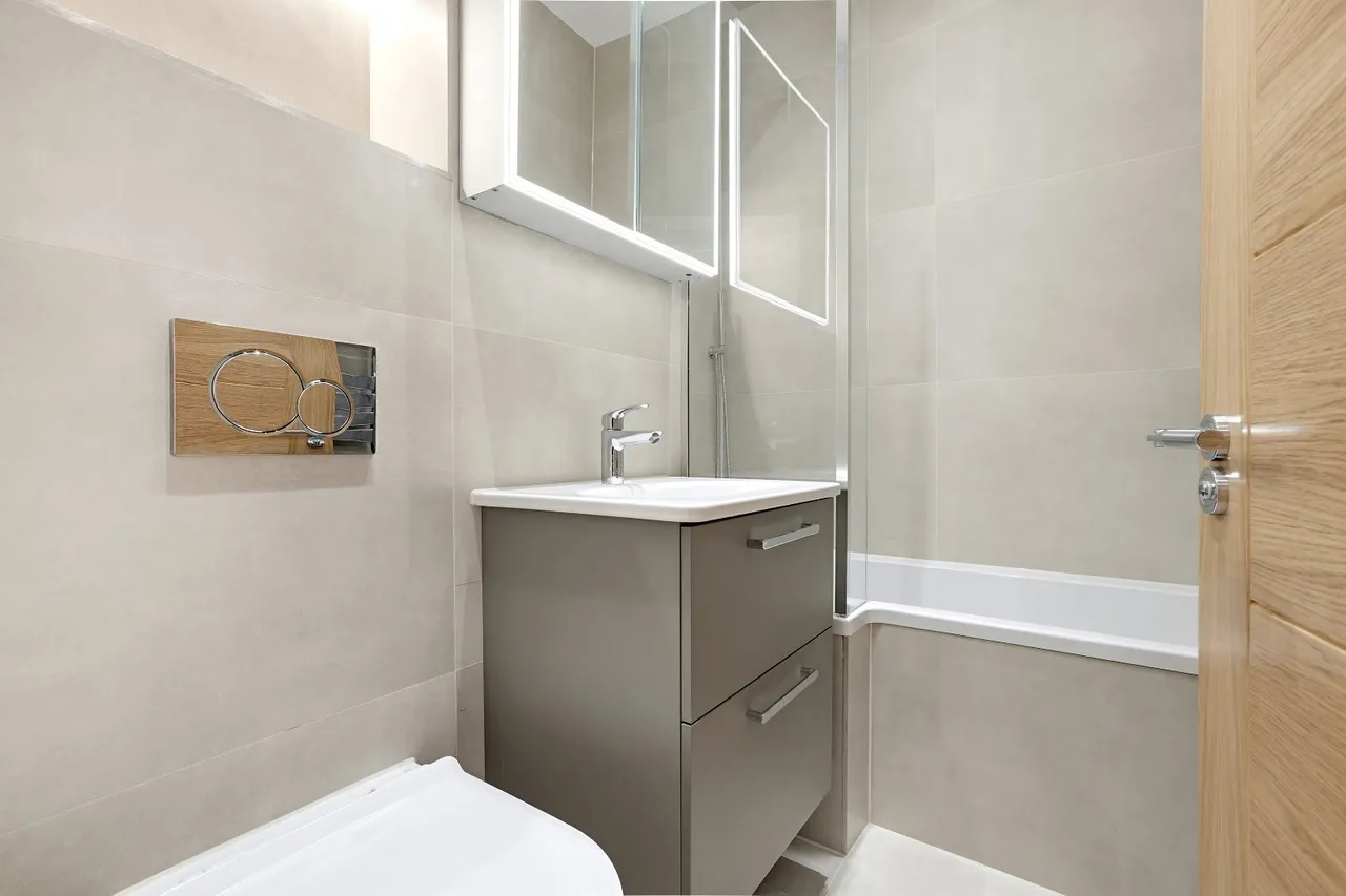 Arthur Court, Queensway, W2, photo 5