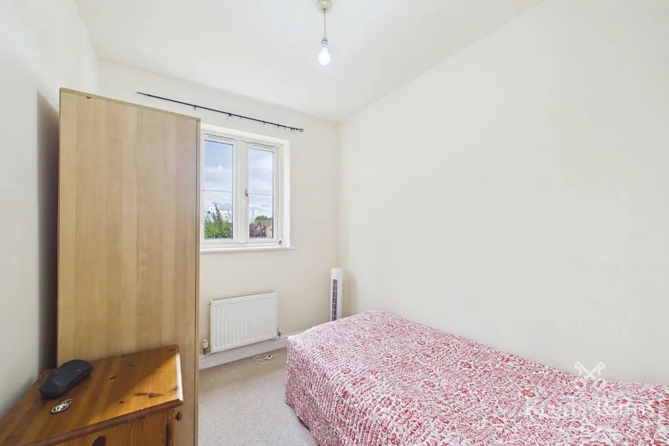Woodlock Close, Ferndale, Huddersfield, West Yorkshire, HD2, photo 6