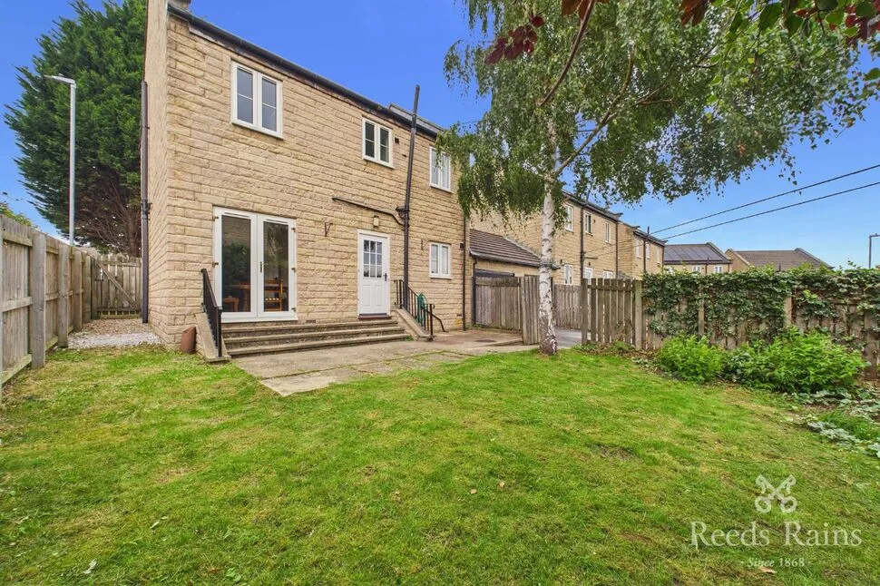 Woodlock Close, Ferndale, Huddersfield, West Yorkshire, HD2, photo 4