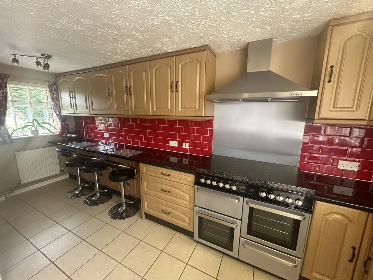 Fairford Crescent, Swindon, SN25, photo 7