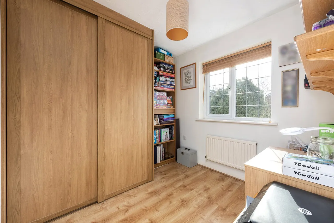 Kerria Way, West End, GU24, photo 13