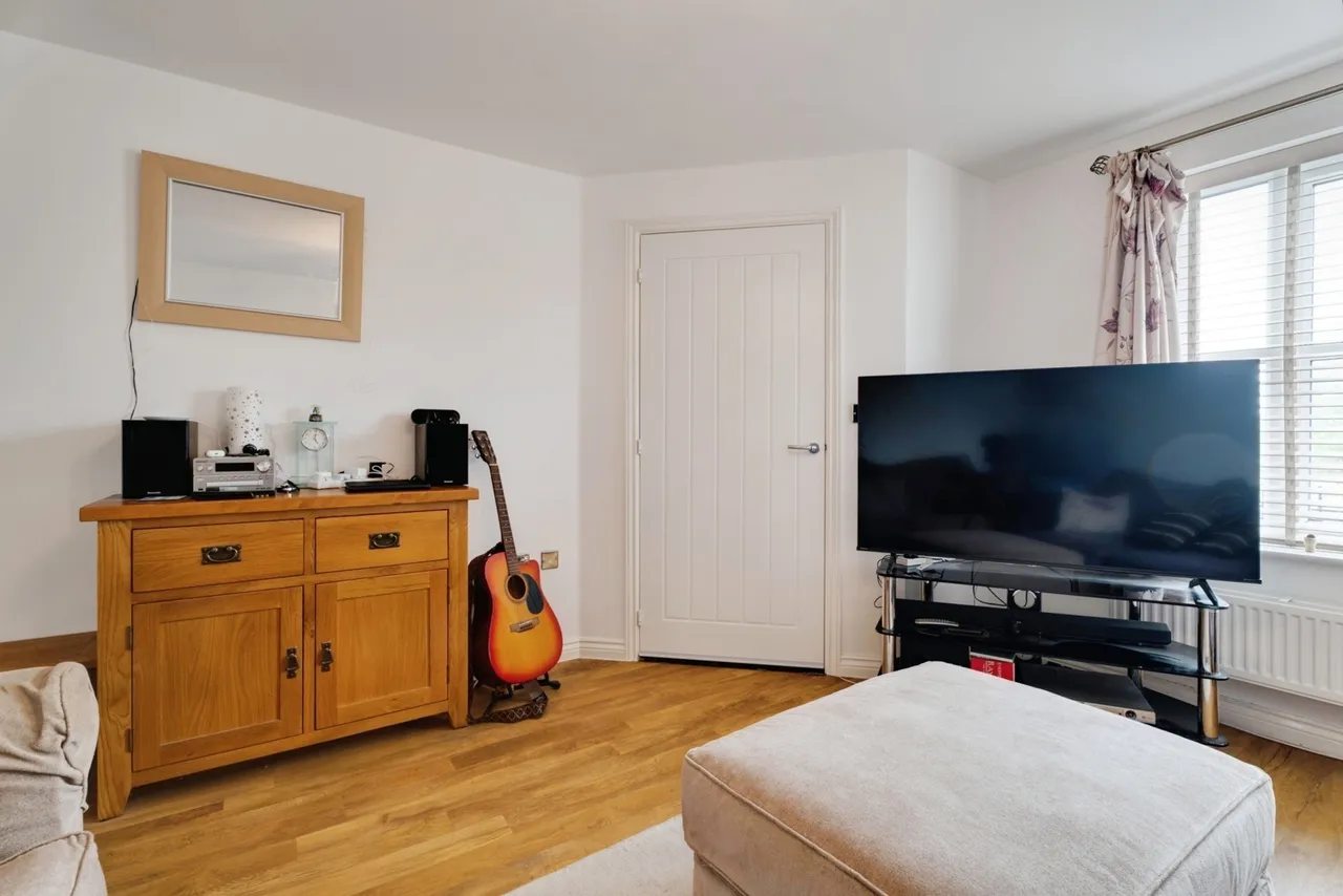 Brooke Way, Stowmarket, Suffolk, IP14, photo 8