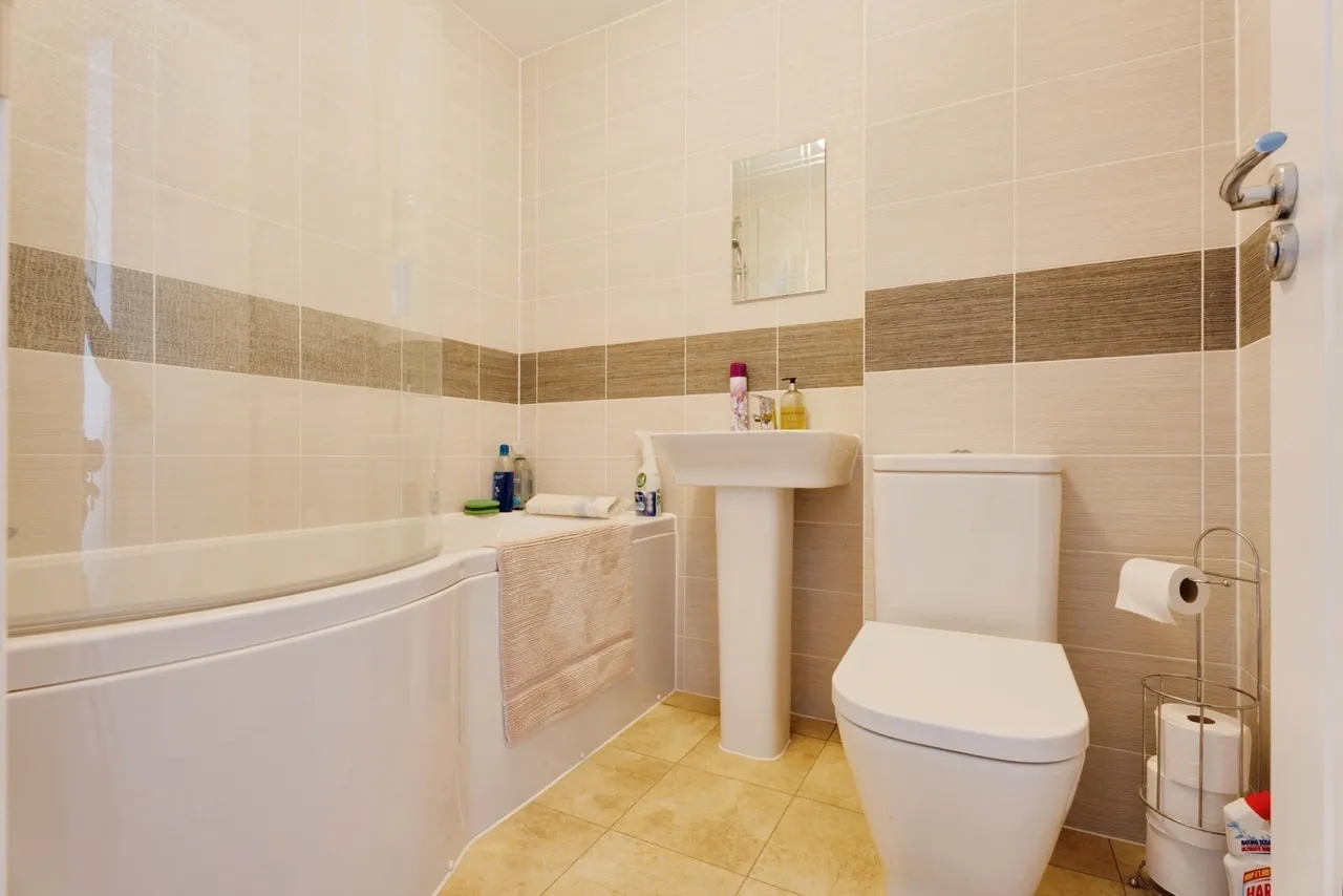 Brooke Way, Stowmarket, Suffolk, IP14, photo 18