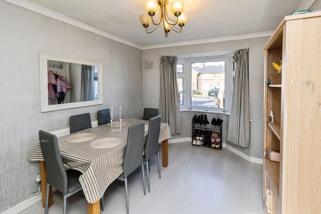 Borras Road, Wrexham, LL12, photo 4