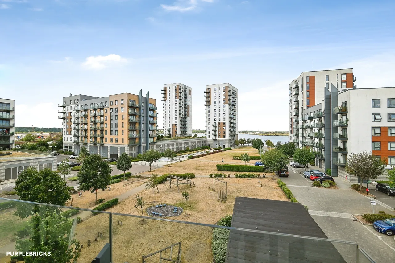 2 bed flat for sale, Ocean Drive, Gillingham, ME7