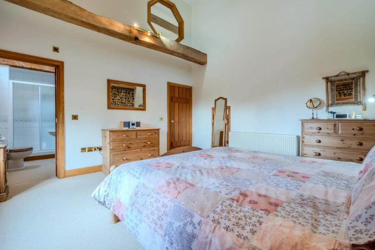 Church Farm Barns, Aylmerton, NR11, photo 15