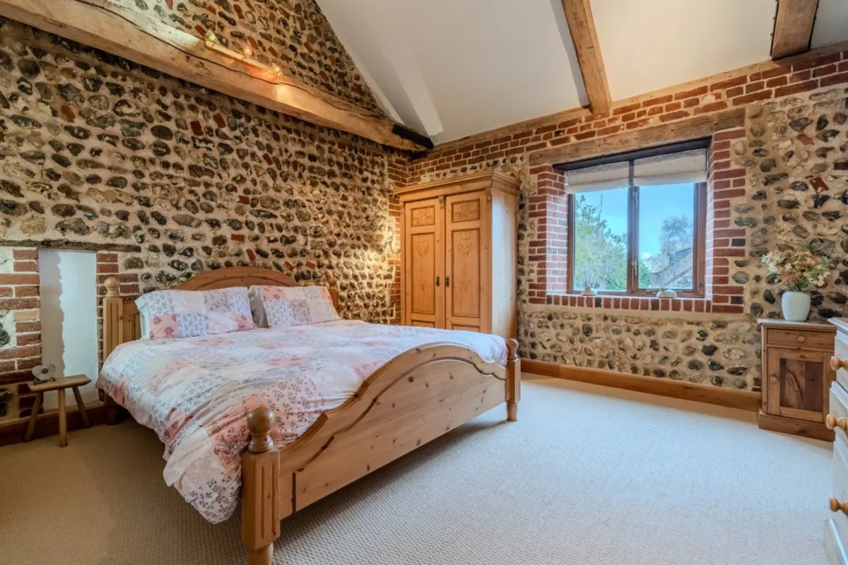 Church Farm Barns, Aylmerton, NR11, photo 4