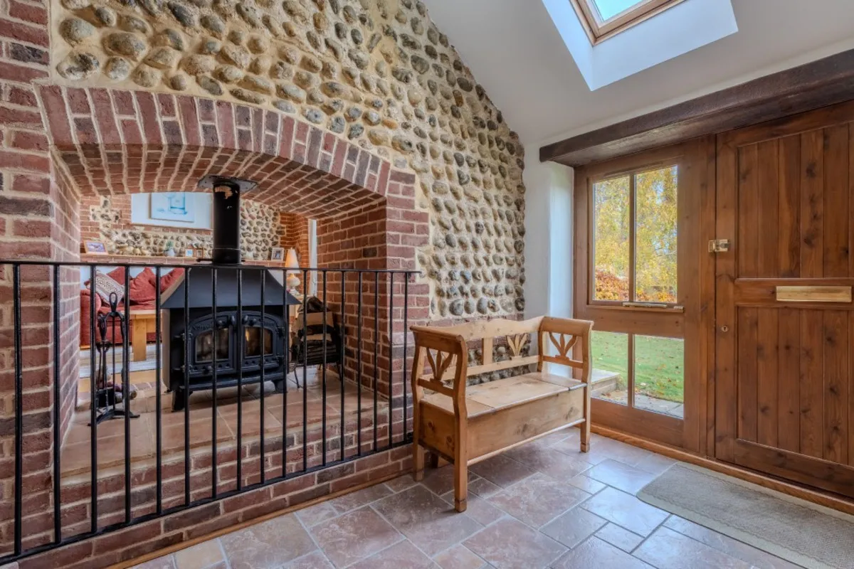 Church Farm Barns, Aylmerton, NR11, photo 10
