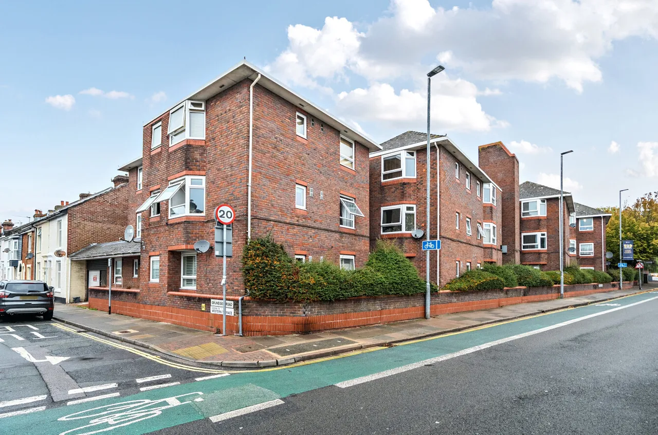 Twyford Avenue, Portsmouth, PO2, photo 18