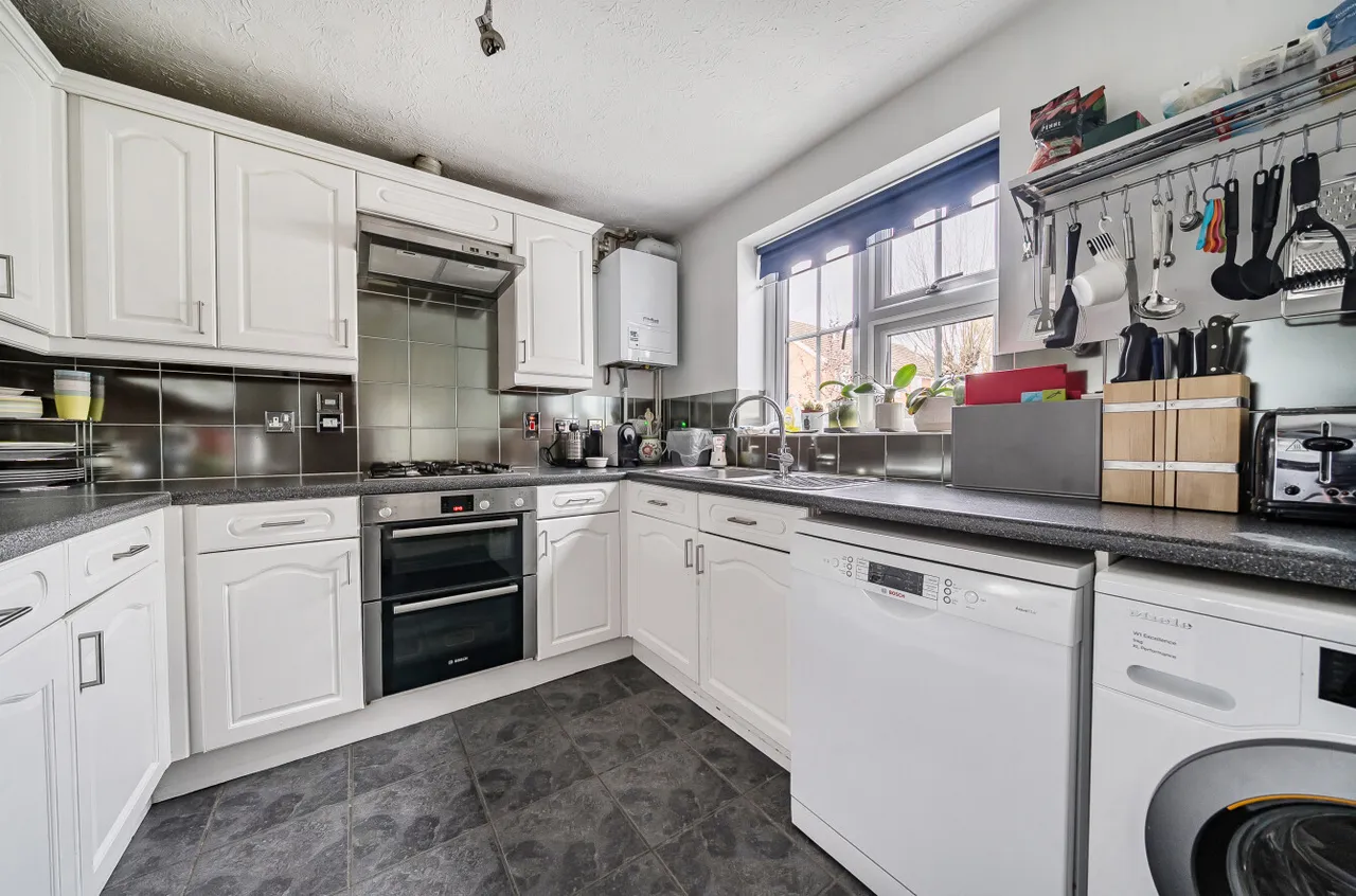 Gower Park, College Town, Sandhurst, Berkshire, GU47 0ZA, photo 4