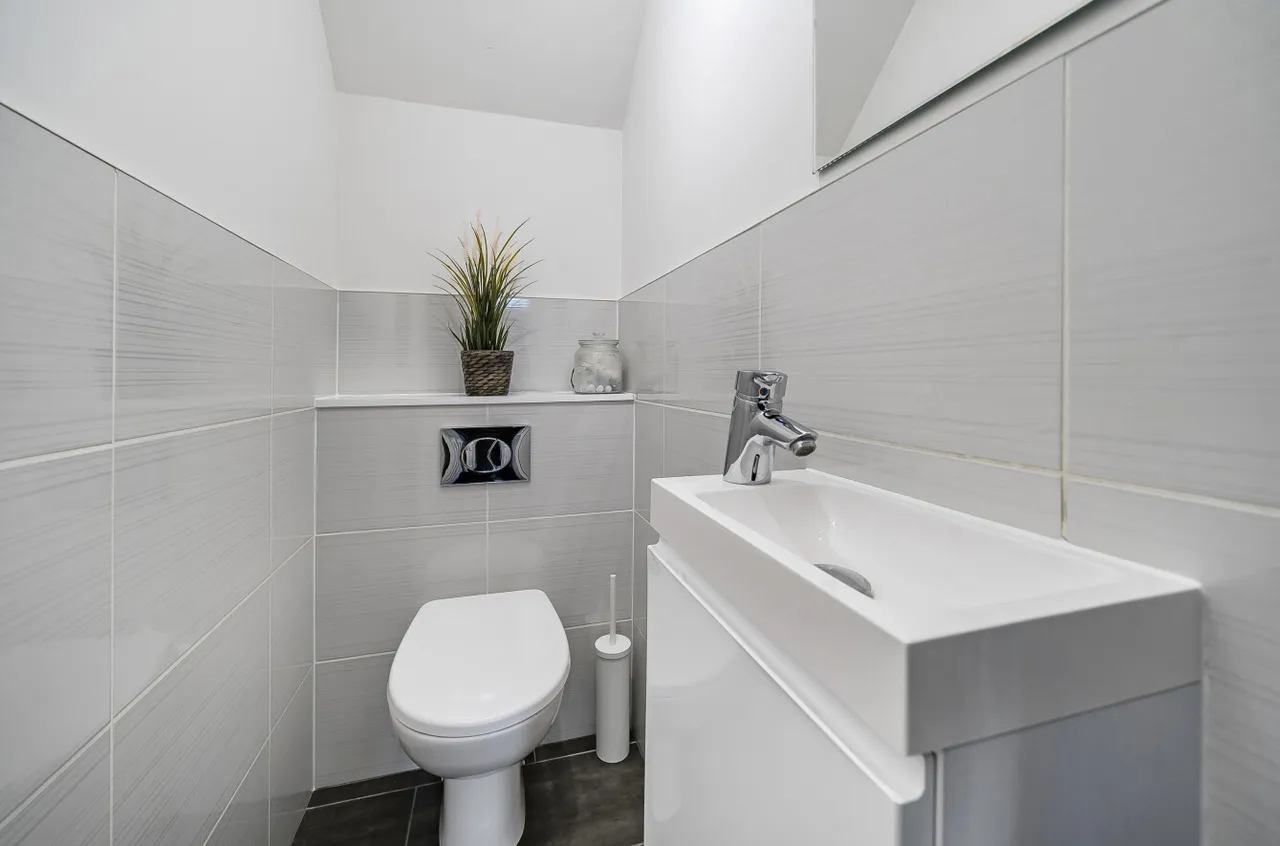 Gower Park, College Town, Sandhurst, Berkshire, GU47 0ZA, photo 6